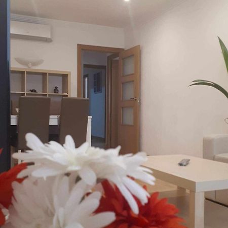 ビラデカンスLaura House The Style Airport Bcnアパートメント エクステリア 写真